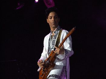 800px-Prince_at_Coachella.jpg